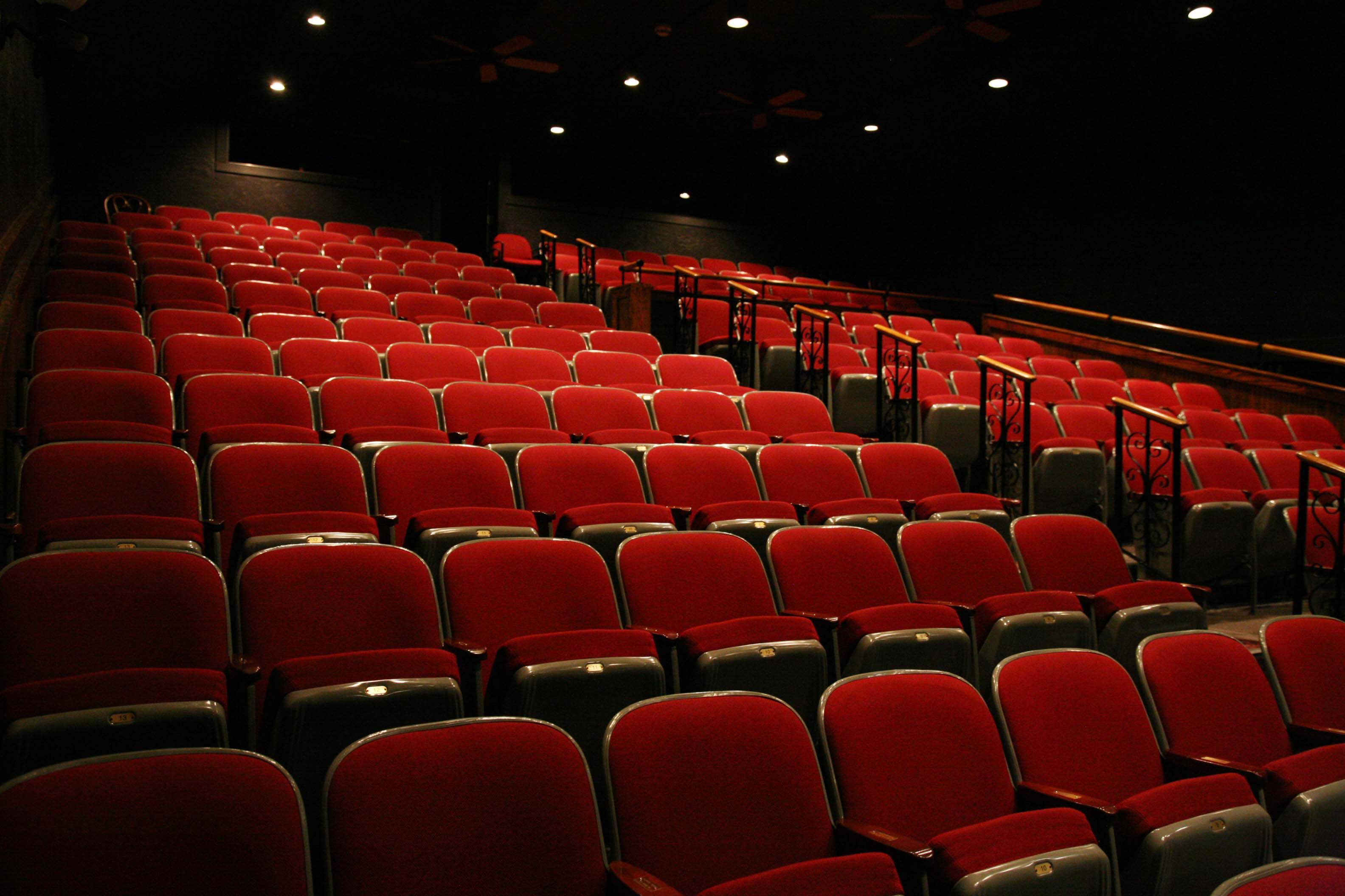 Theatre seating. Кинотеатр. Пустой кинотеатр. Зал кинотеатра. Театр кинотеатр.